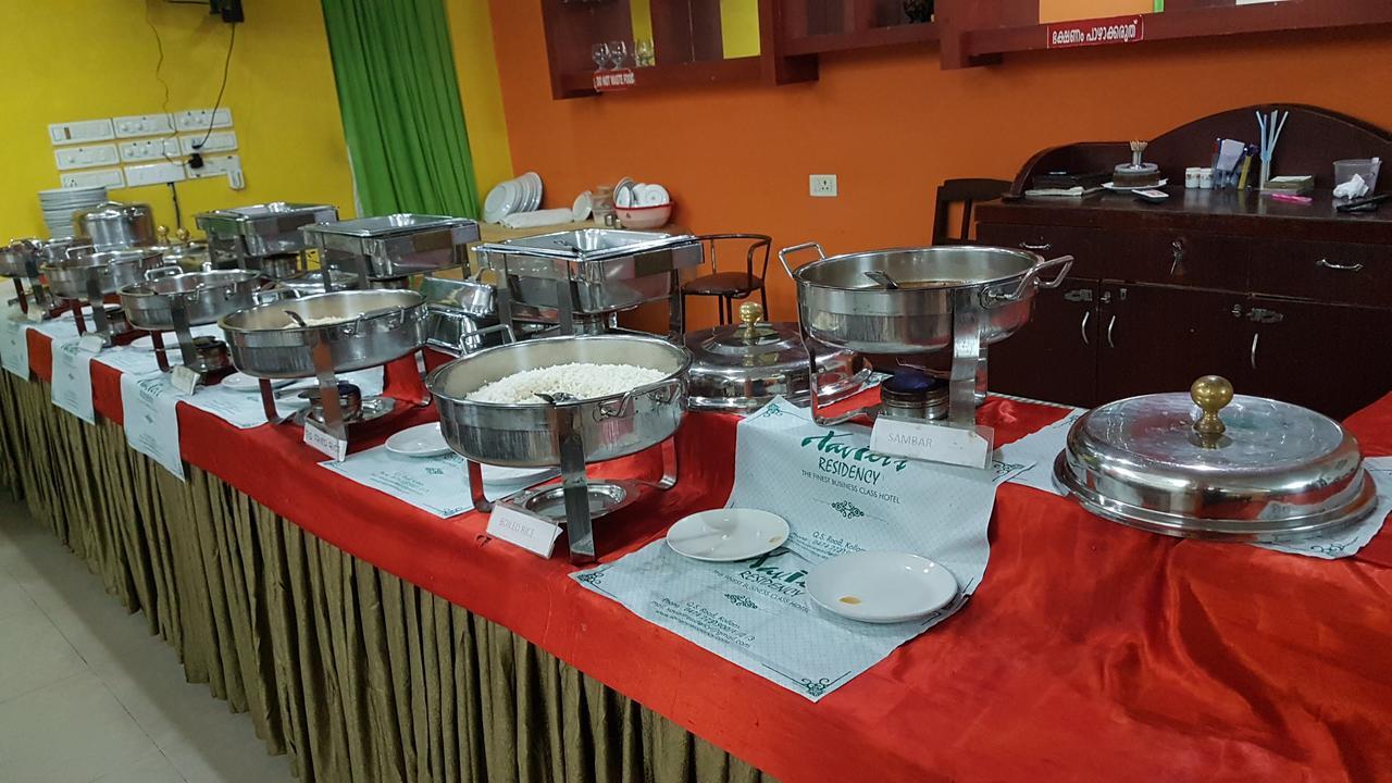 Hotel Xavier'S Residency à Kollam Extérieur photo
